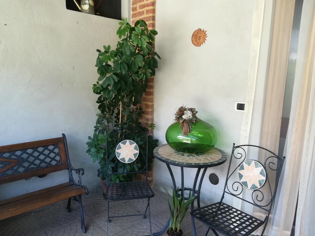 Il Cortile Della Nonna Bed and Breakfast Chieri Esterno foto